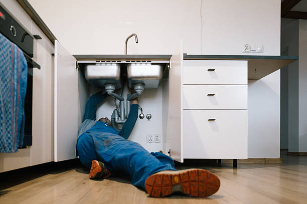 Professional Emergency Plumber technician working in Mars Hill, NC